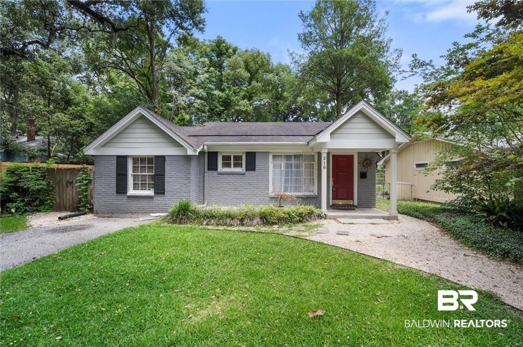 218 Grand Boulevard Mobile, AL 36607 - Photo 1 of 22 Single story home featuring a front lawn