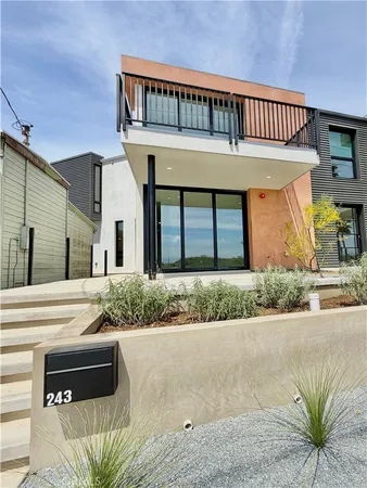 $8,500 | 243 Seal Beach Boulevard, Seal Beach, CA 90740