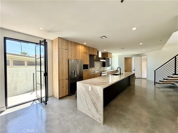 $8,500 | 243 Seal Beach Boulevard, Seal Beach, CA 90740