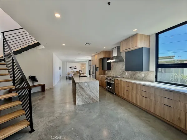 $8,500 | 243 Seal Beach Boulevard, Seal Beach, CA 90740