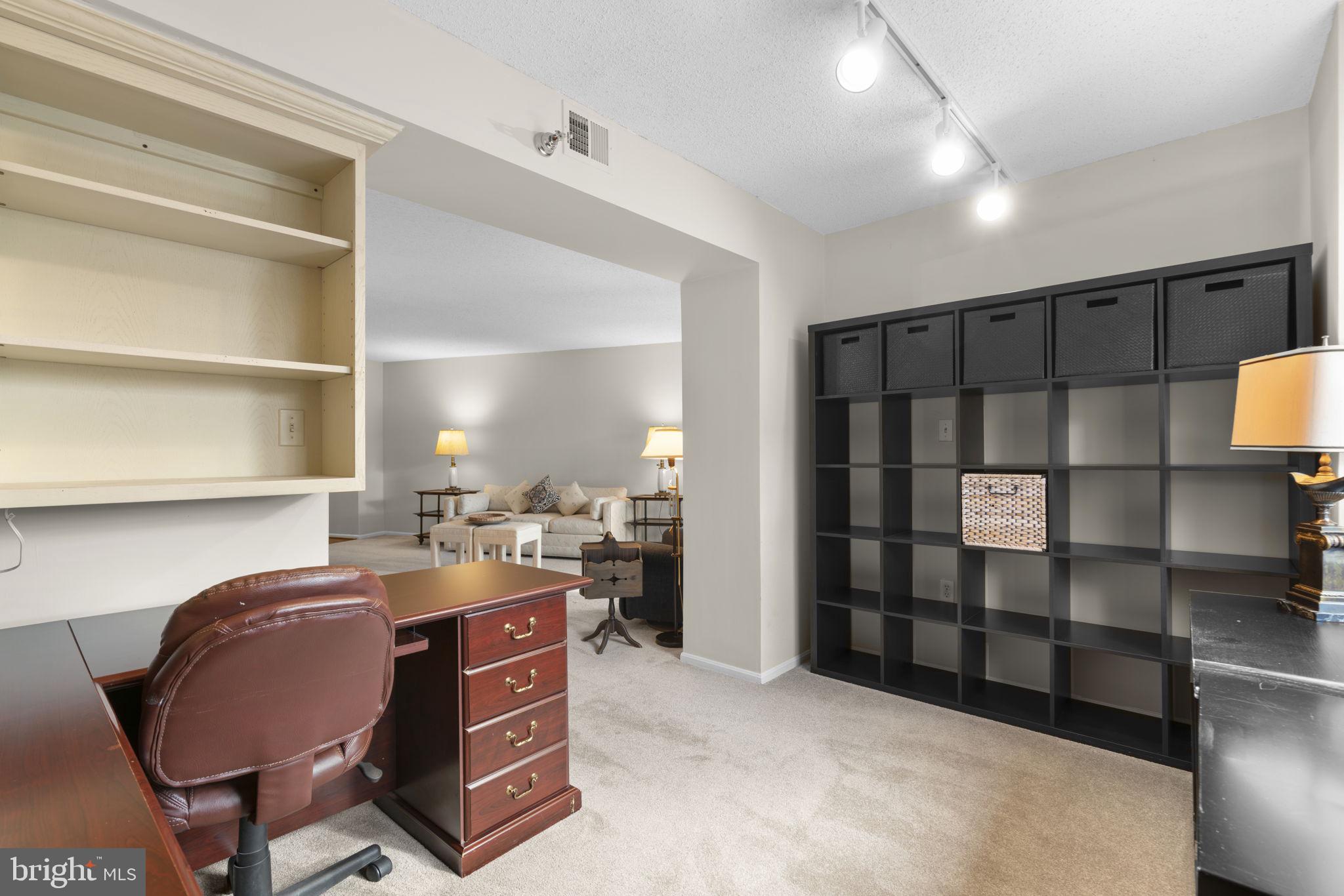 15115 Interlachen Drive, Unit 3204 Silver Spring, MD 20906 - Photo 11 of 50 Versatile workspace with modern design.