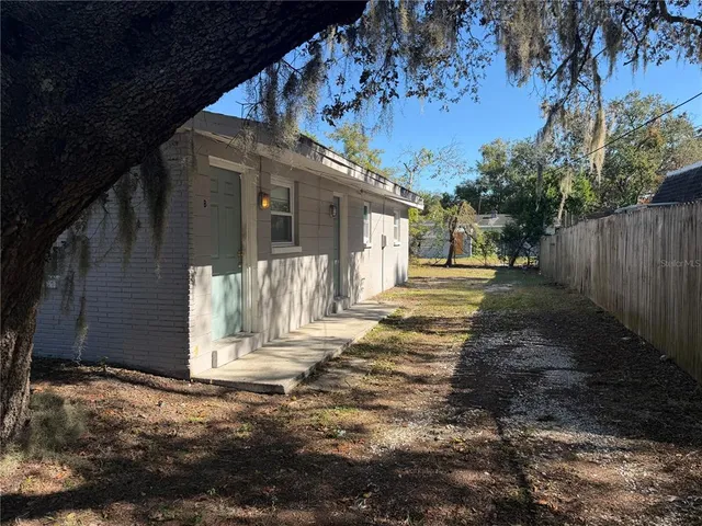 $1,150 | 9811 North Jasmine Avenue, Tampa, FL 33612