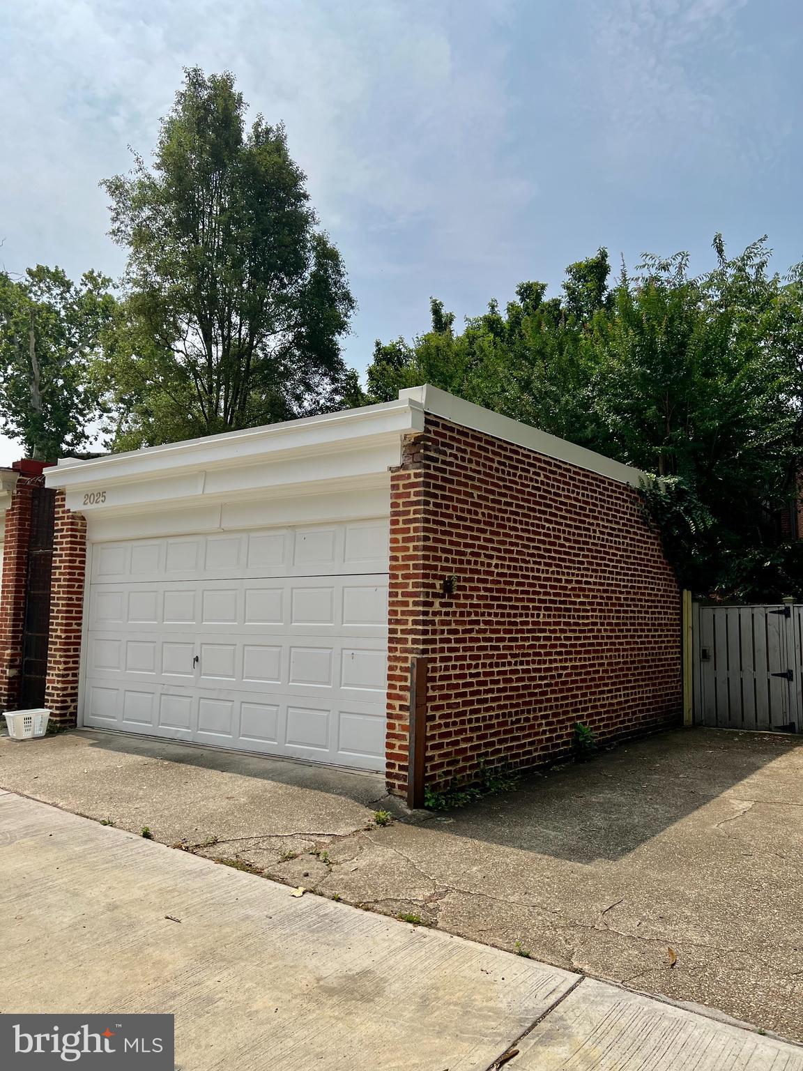 2025 Allen Place Northwest Washington, DC 20009 - Photo 2 of 2