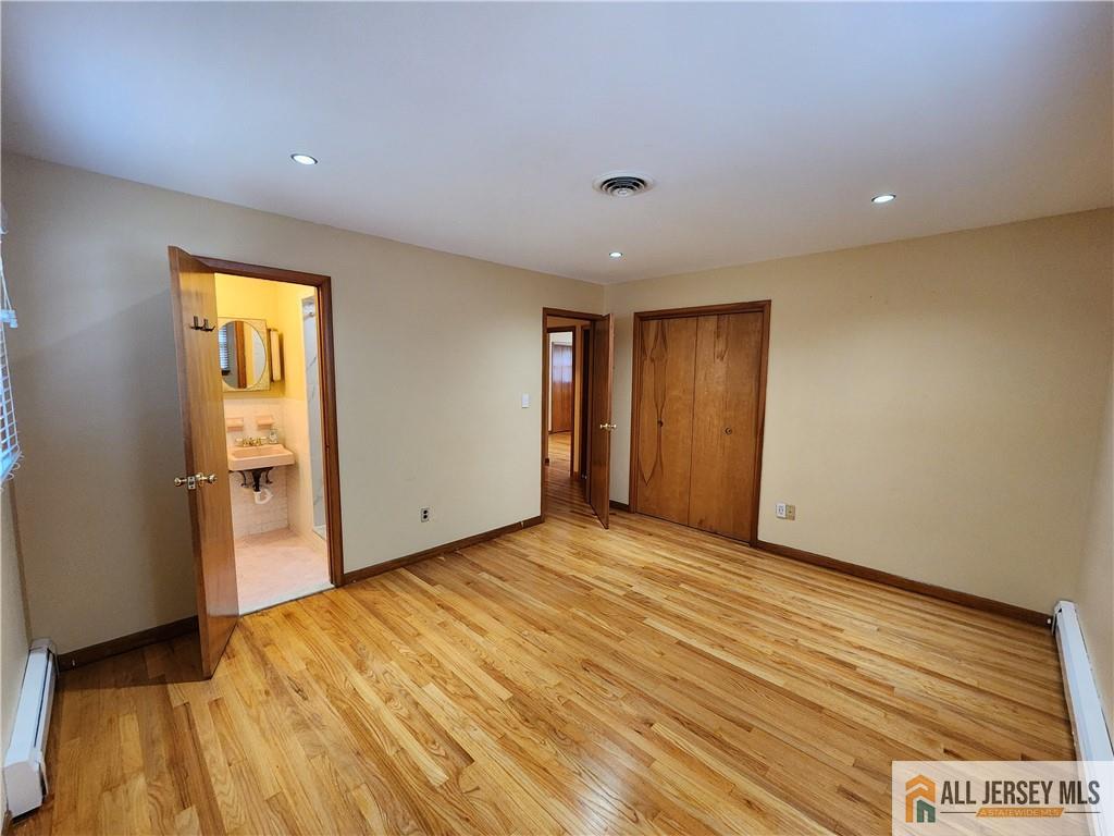 968 New Dover Road Edison, NJ 08820 - Photo 7 of 25