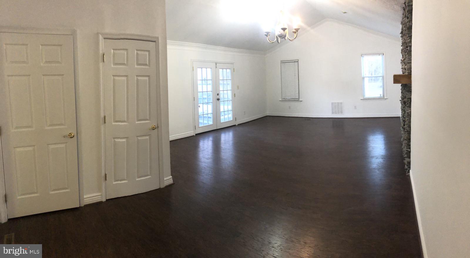 337 Wheat Road Vineland, NJ 08360 - Photo 5 of 22 Gallery Image 5