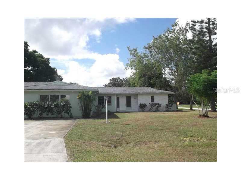 400 Redwood Road Venice, FL 34293 - Photo 1 of 1 Exterior Front