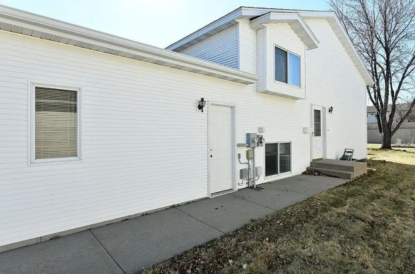 $255,900 | 2730 35th Avenue South, Fargo, ND 58104