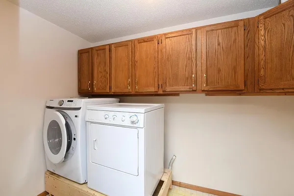 $255,900 | 2730 35th Avenue South, Fargo, ND 58104