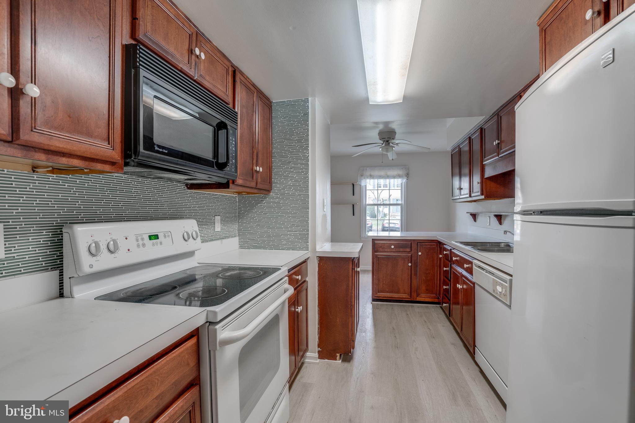 3029 Seminole Road Woodbridge, VA 22192 - Photo 5 of 27 Gallery Image 5