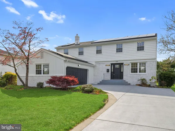 $659,000 | 206 Ramblewood Lane, Mount Laurel, NJ 08054