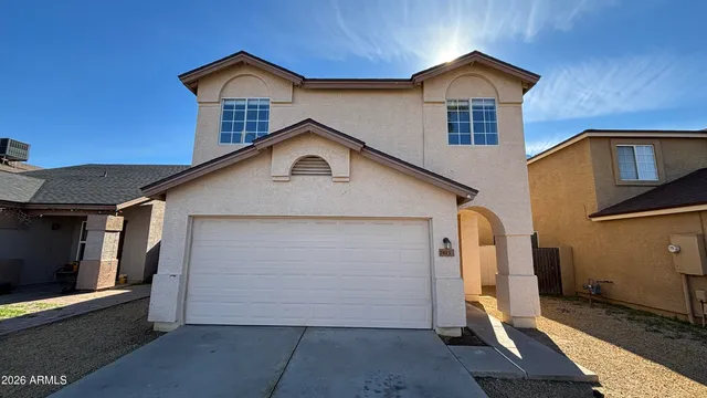 $2,195 | 7413 West Eva Street, Peoria, AZ 85345