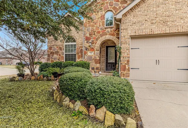$360,000 | 501 Elmgrove Trail, Forney, TX 75126