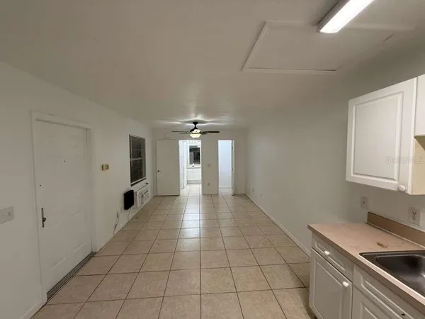 $950 | 235 Mango Drive, Unit B, Davenport, FL 33897