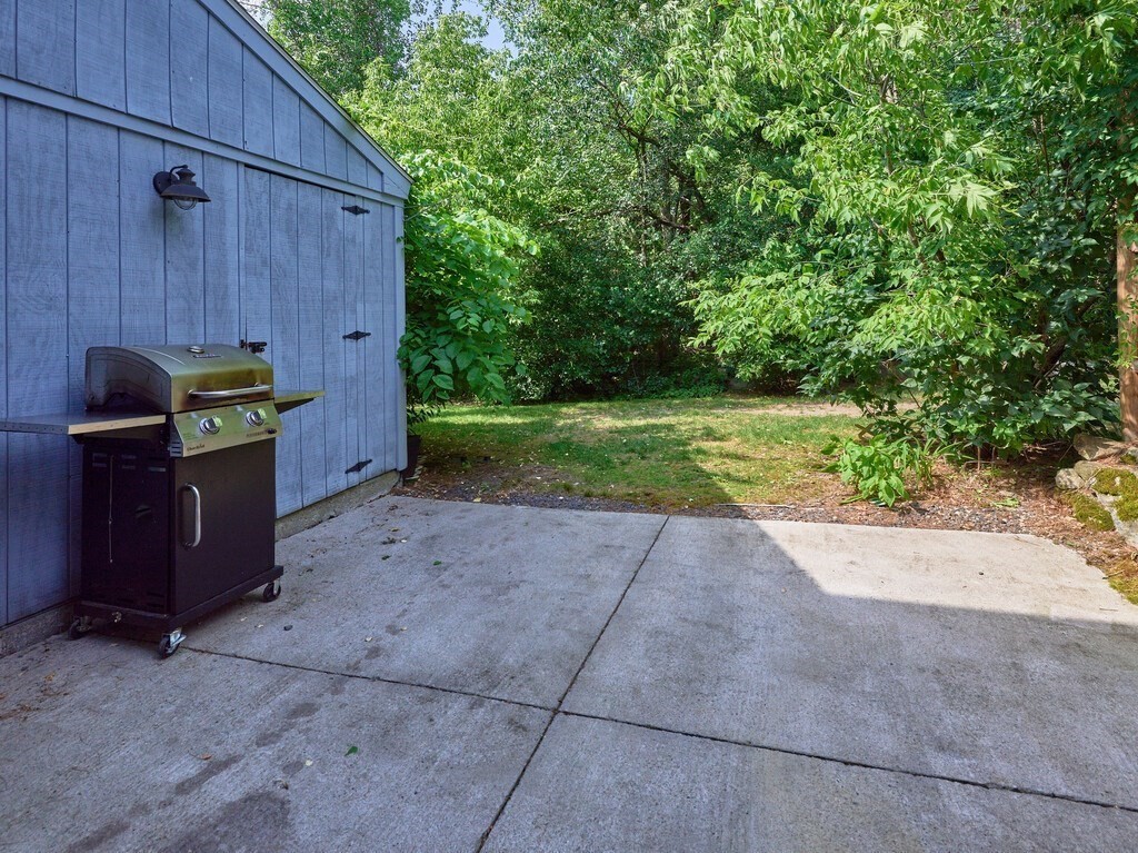 16 Apple Tree Hill Road, Unit 16 Hopkinton, MA 01748 - Photo 23 of 31 Gallery Image 23