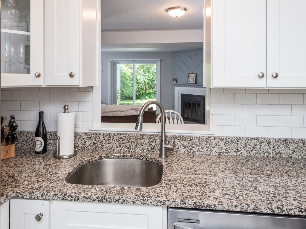 16 Apple Tree Hill Road, Unit 16 Hopkinton, MA 01748 - Photo 10 of 31 Gallery Image 10