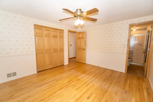 $442,500 | 1908 Capri Lane, Schaumburg, IL 60193