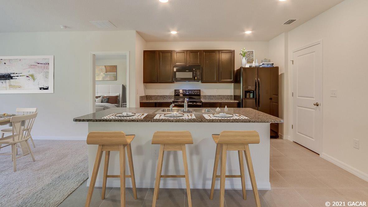 8071 Southwest 60th Road Gainesville, FL 32608 - Photo 2 of 10 Gallery Image 2