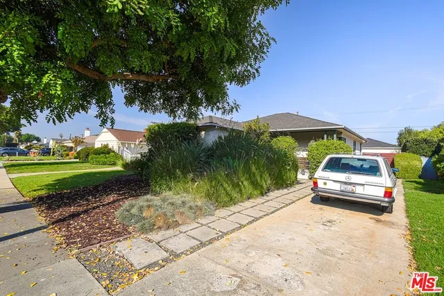 $6,500 | 5615 Wenlock Street, Los Angeles, CA 90016