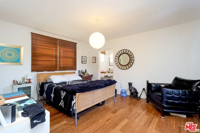 $6,500 | 5615 Wenlock Street, Los Angeles, CA 90016