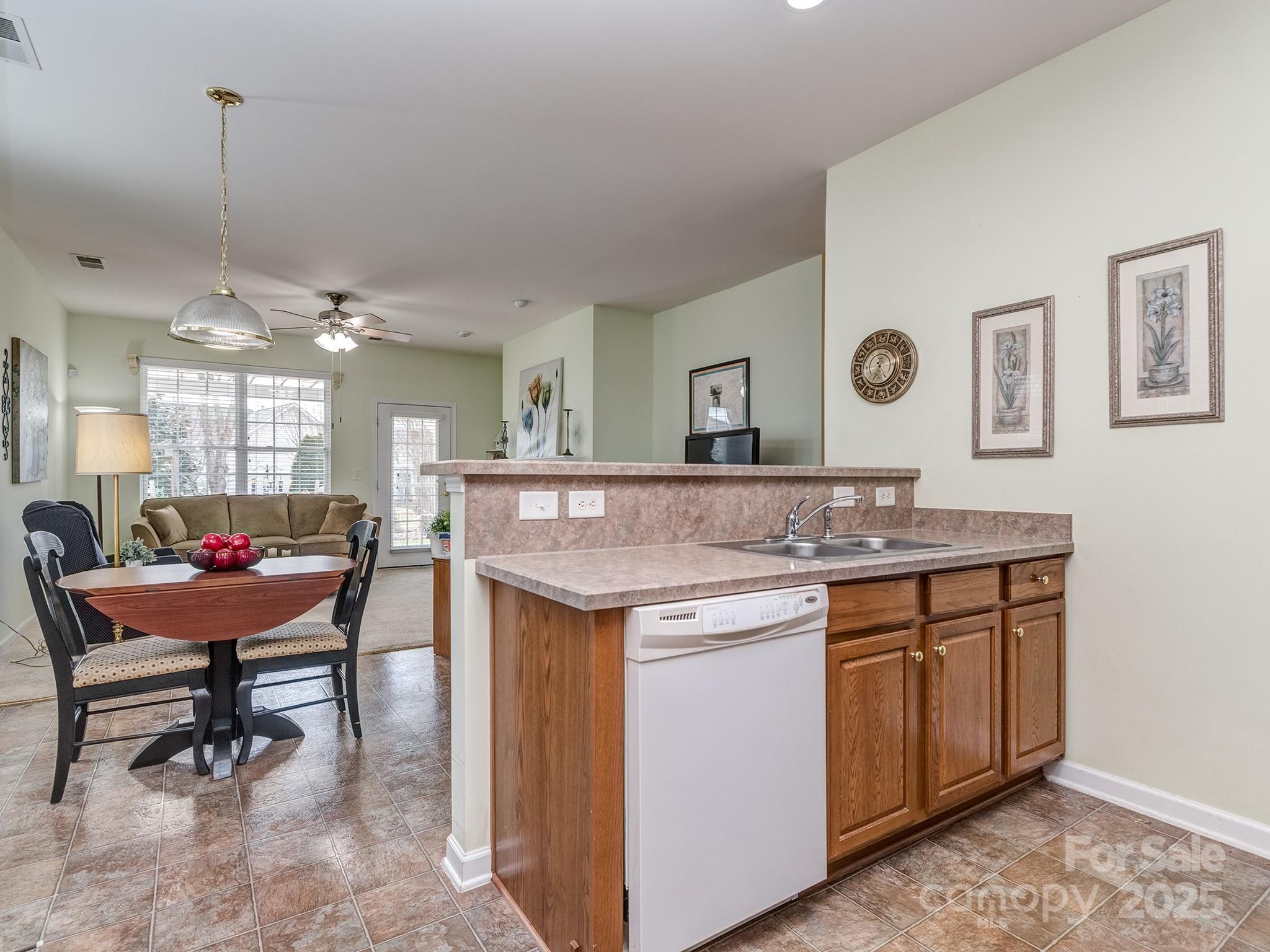 841 Platinum Drive Fort Mill, SC 29708 - Photo 12 of 38 Gallery Image 12