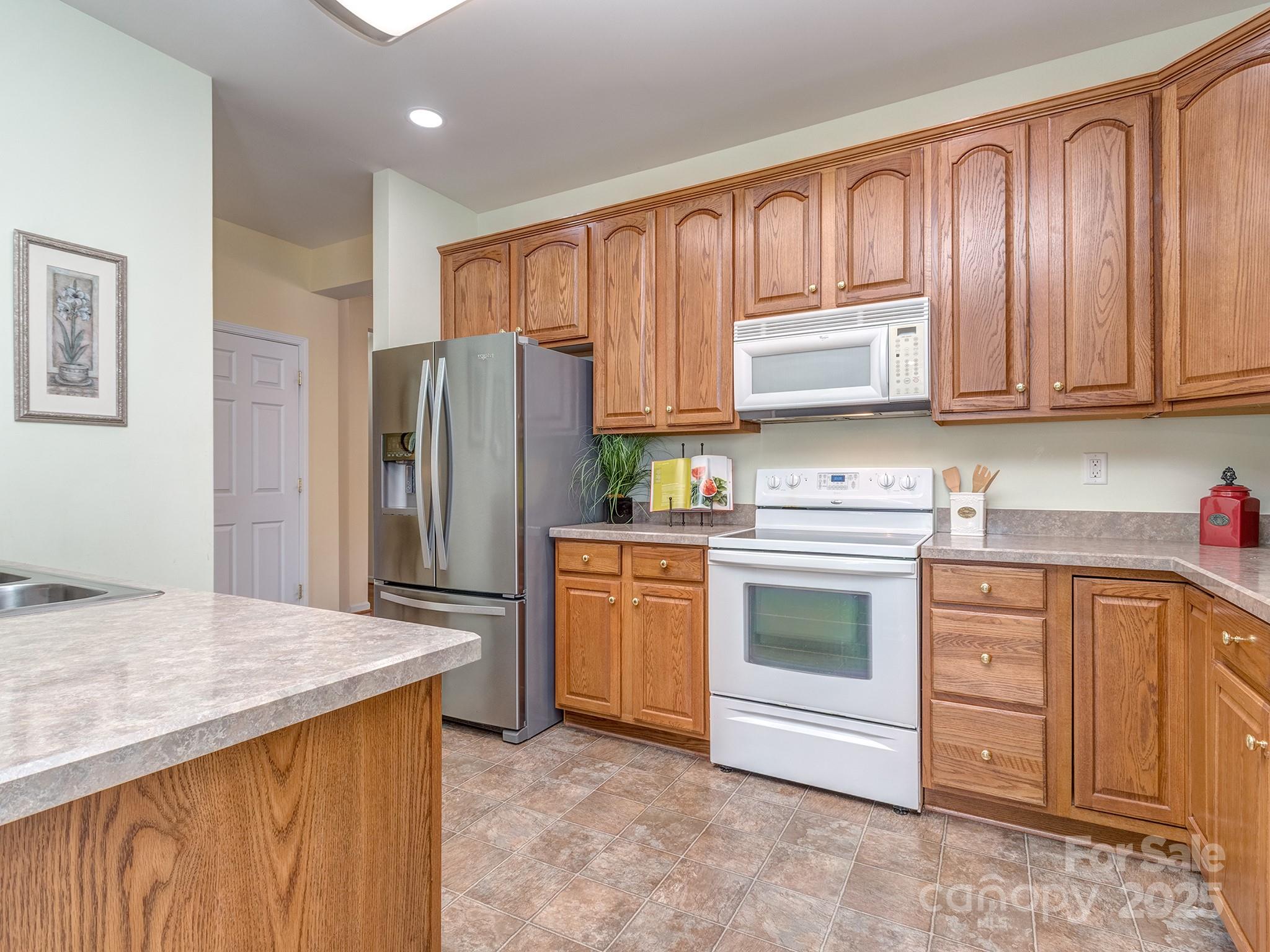 841 Platinum Drive Fort Mill, SC 29708 - Photo 10 of 38 Gallery Image 10