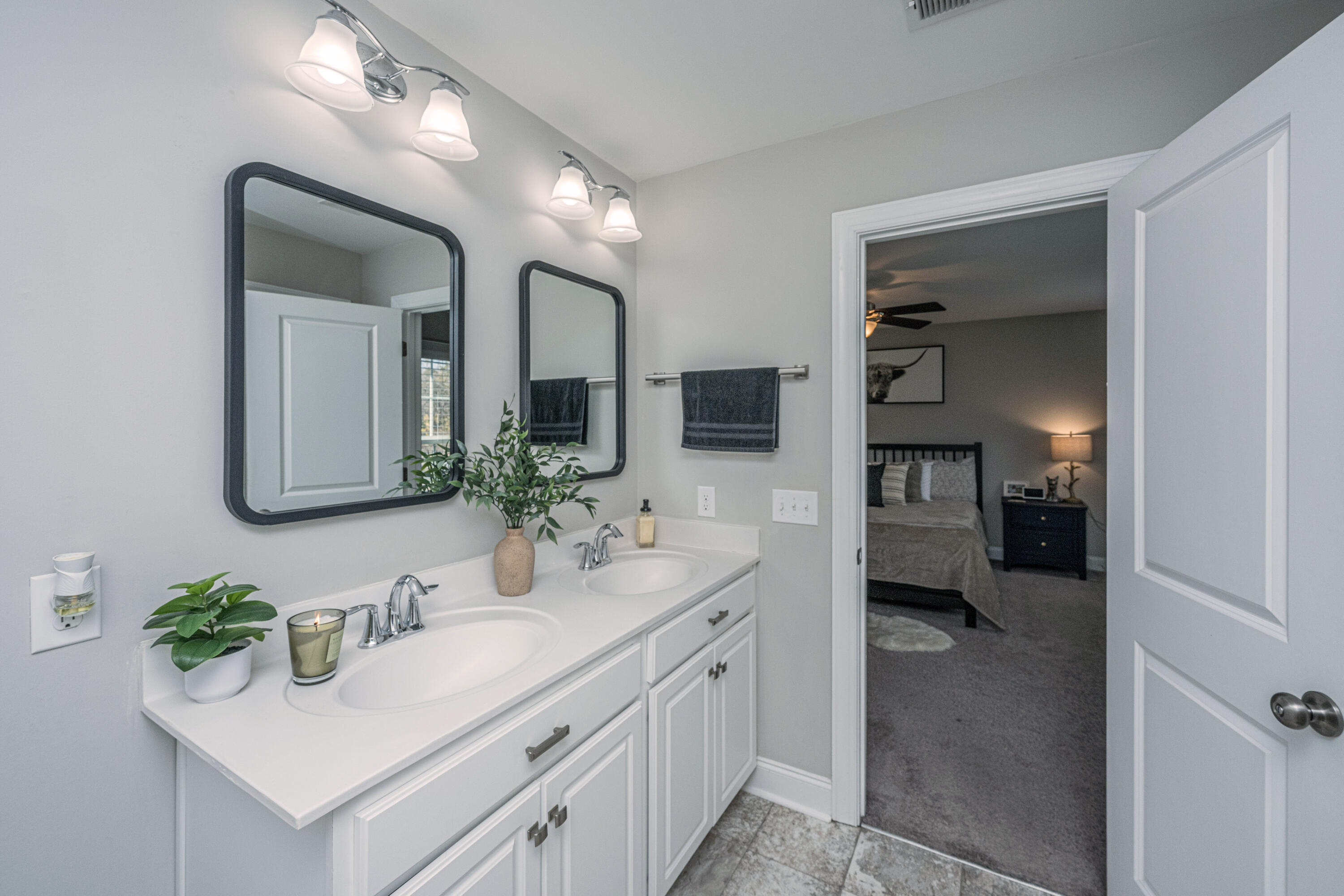 3845 Tupelo Branch Row Mount Pleasant, SC 29429 - Photo 32 of 59 Primary bath