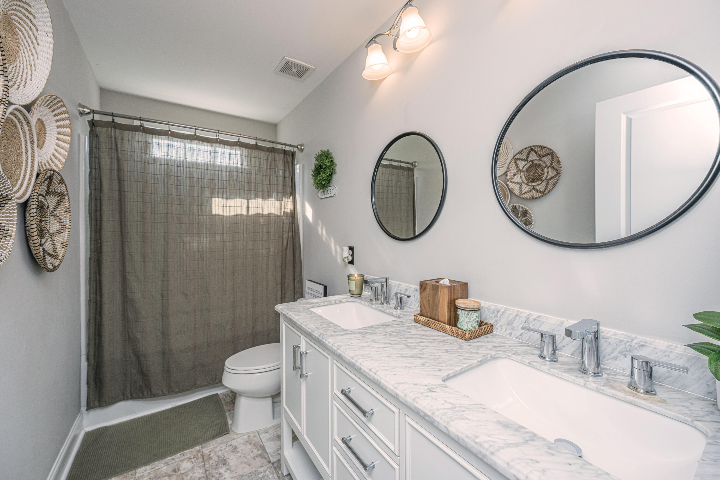 3845 Tupelo Branch Row Mount Pleasant, SC 29429 - Photo 40 of 59 Upstairs Full Bath