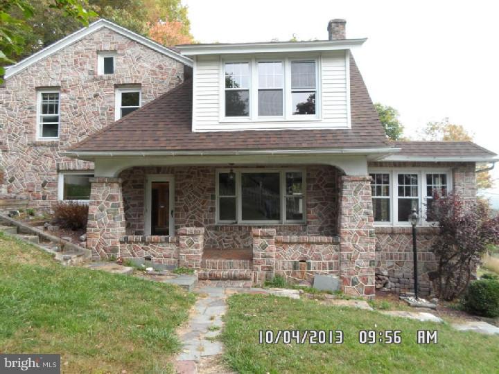 1481 Valley Road Tamaqua, PA 18252 - Photo 2 of 25 Gallery Image 2
