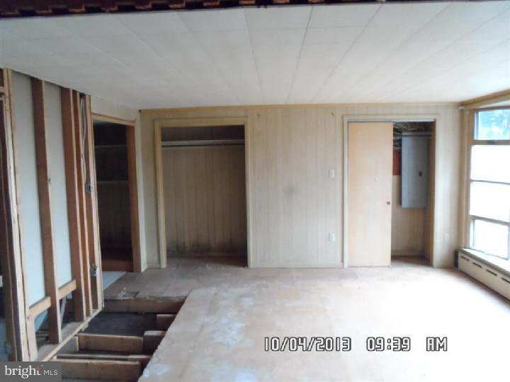 1481 Valley Road Tamaqua, PA 18252 - Photo 11 of 25 Gallery Image 11