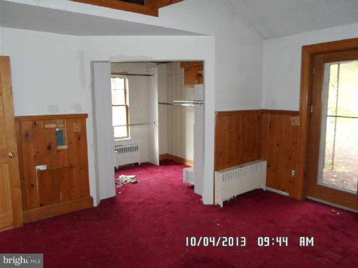 1481 Valley Road Tamaqua, PA 18252 - Photo 21 of 25 Gallery Image 21