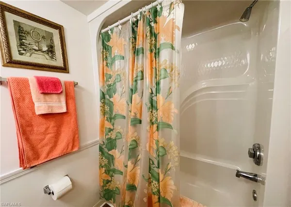 $4,000 | 153 Gabriel Circle, Unit 3003, Naples, FL 34104