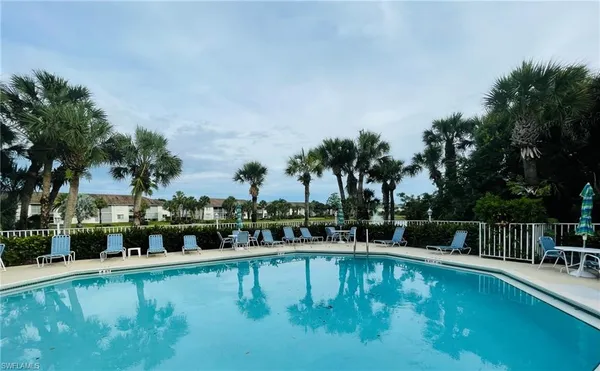 $4,000 | 153 Gabriel Circle, Unit 3003, Naples, FL 34104