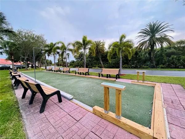 $4,000 | 153 Gabriel Circle, Unit 3003, Naples, FL 34104