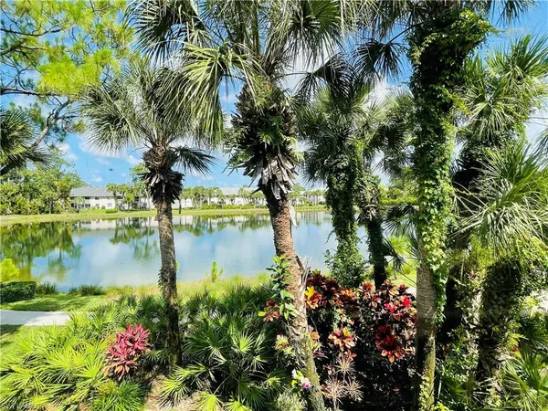 $4,000 | 153 Gabriel Circle, Unit 3003, Naples, FL 34104