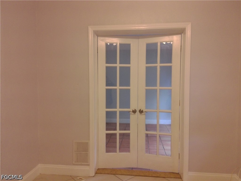 1443 Ricardo Avenue Fort Myers, FL 33901 - Photo 9 of 27 Gallery Image 9