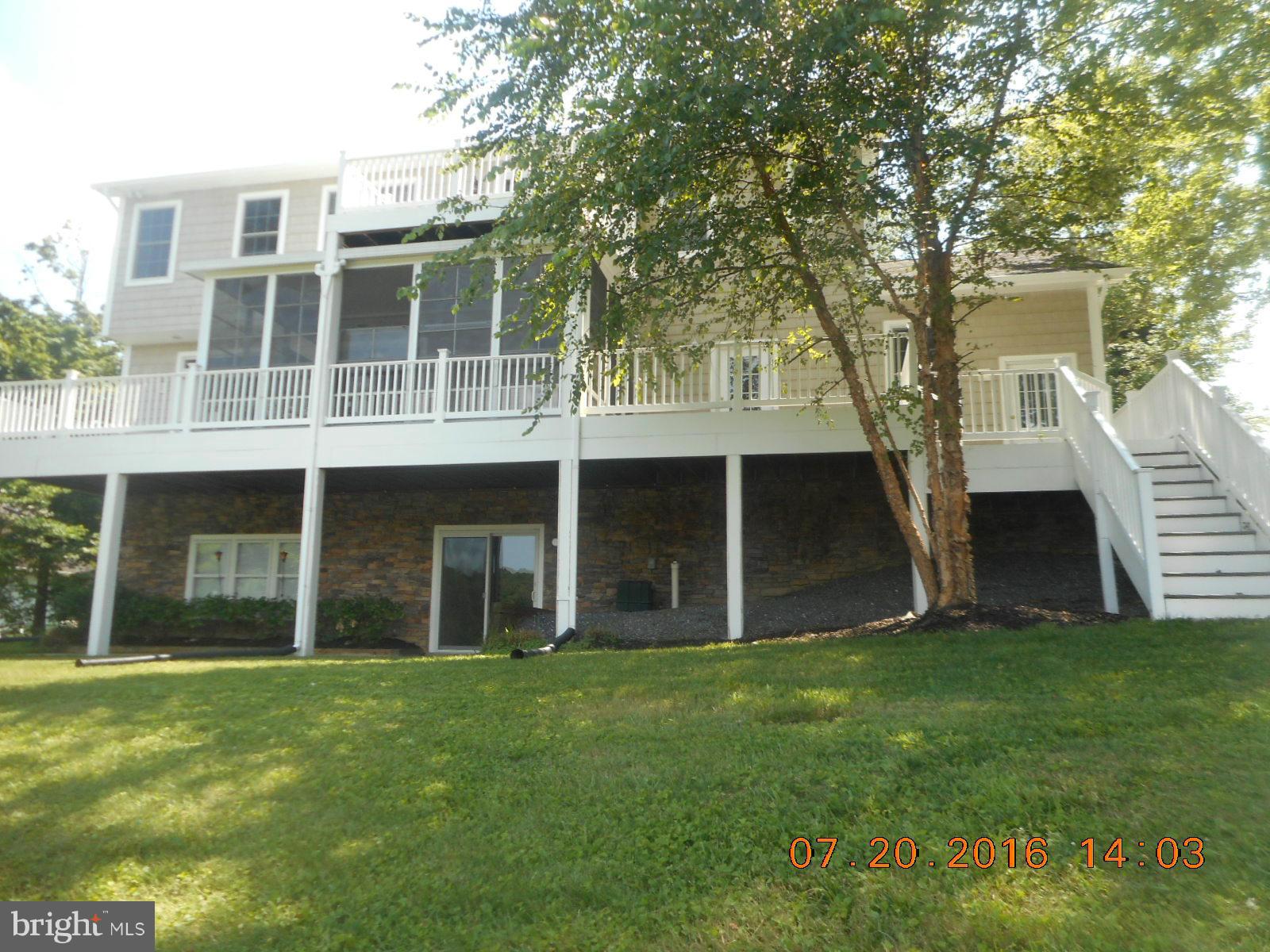 106 Sutton Wick Road Pasadena, MD 21122 - Photo 3 of 6 Exterior (Rear)
