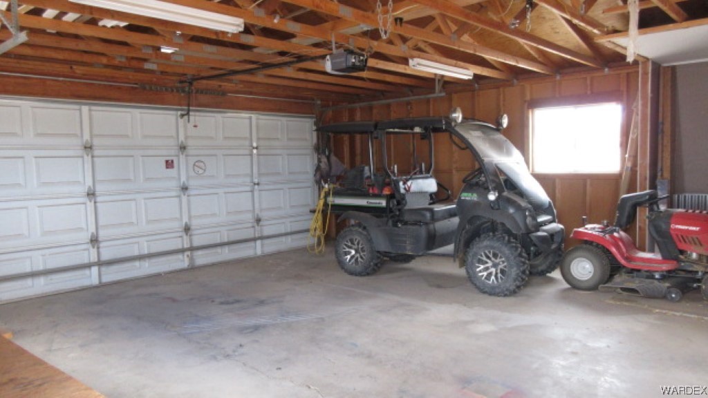 4220 North Shadow Road Kingman, AZ 86409 - Photo 7 of 28 Gallery Image 7