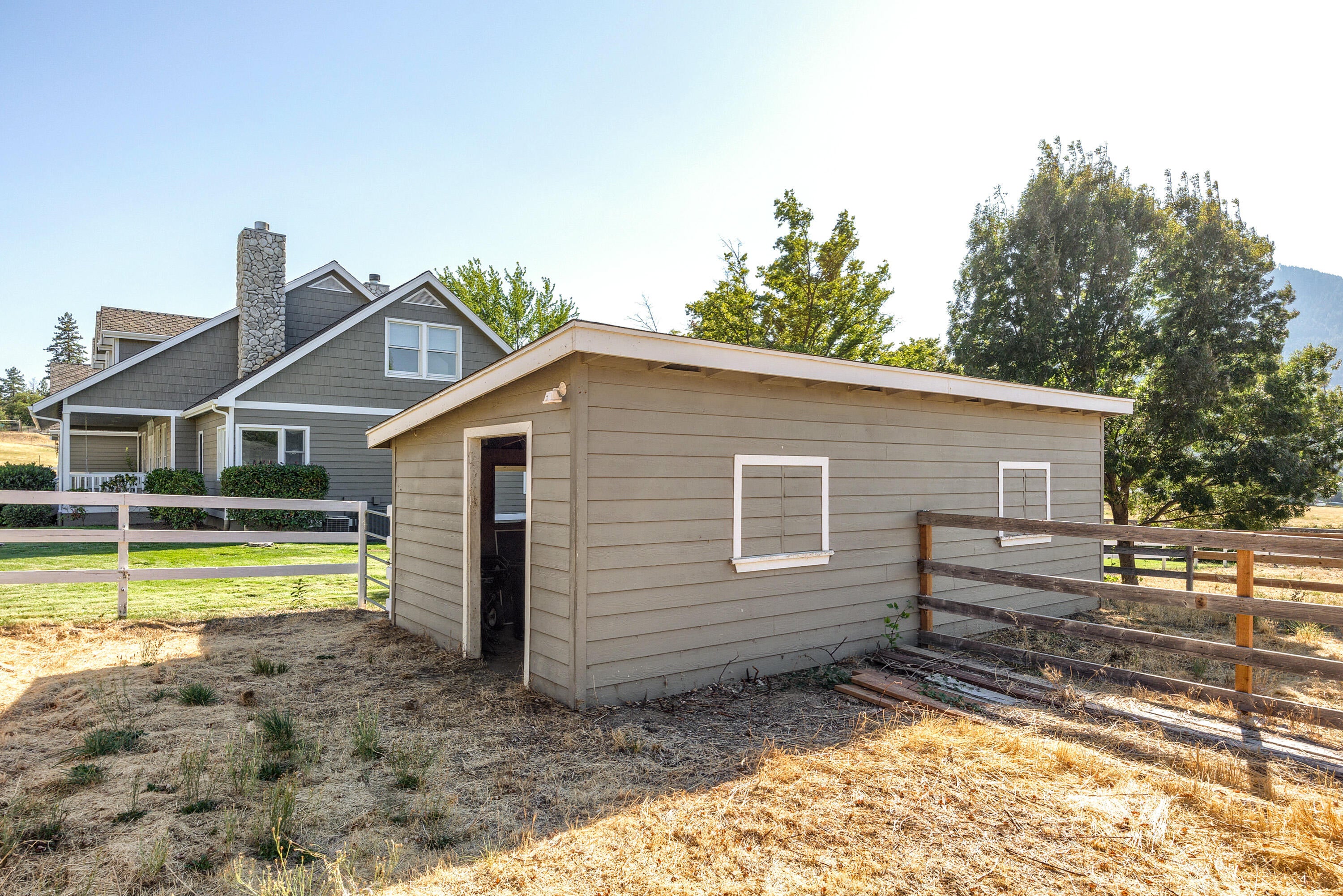 1550 Upper Applegate Road Jacksonville, OR 97530 - Photo 45 of 52 Apx1550 UA (23)