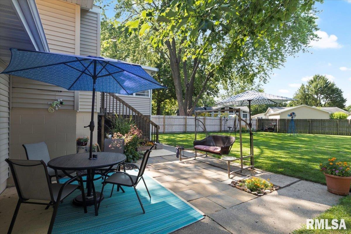 216 Quarterstaff Road Springfield, IL 62704 - Photo 31 of 35 Gallery Image 31