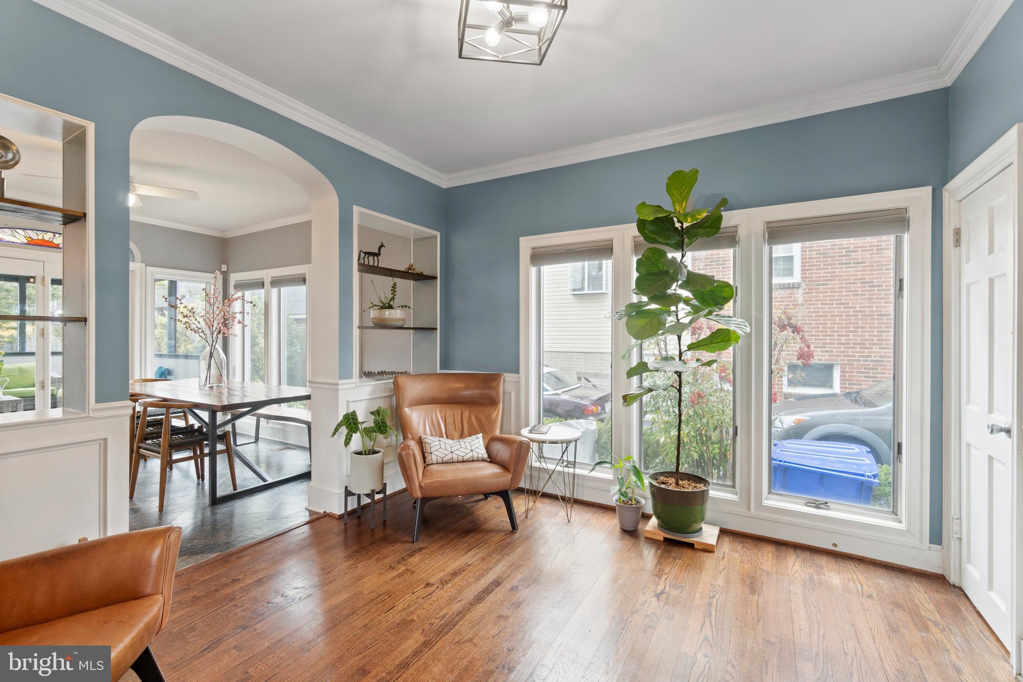 9409 Warren Street Silver Spring, MD 20910 - Photo 12 of 43 Sitting Room connects foyer to eat-in kitchen