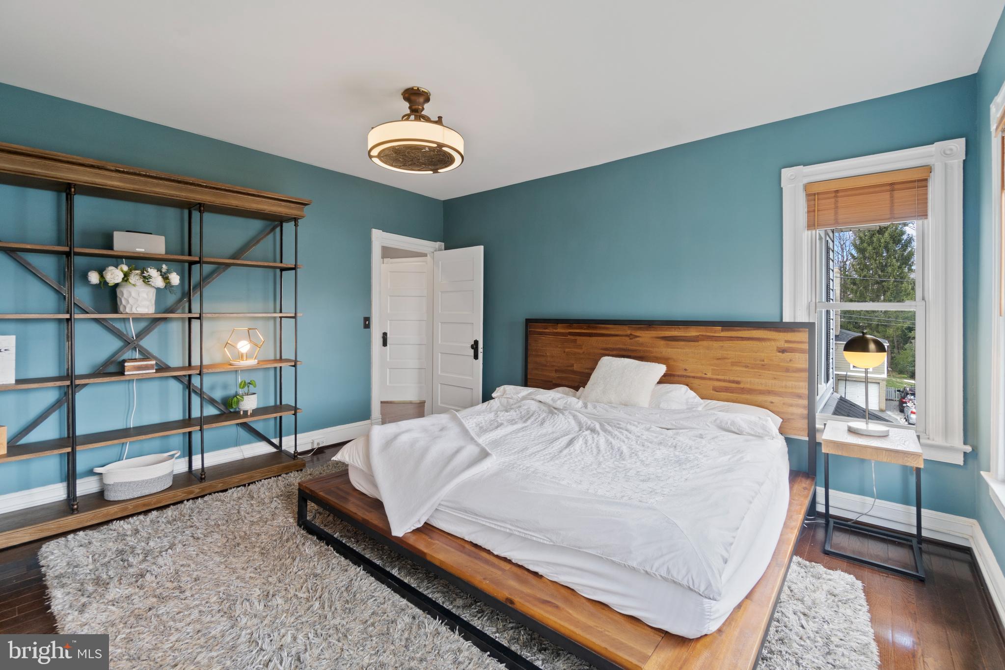 9409 Warren Street Silver Spring, MD 20910 - Photo 21 of 43 Primary Bedroom (King platform bed) - 2nd Floor