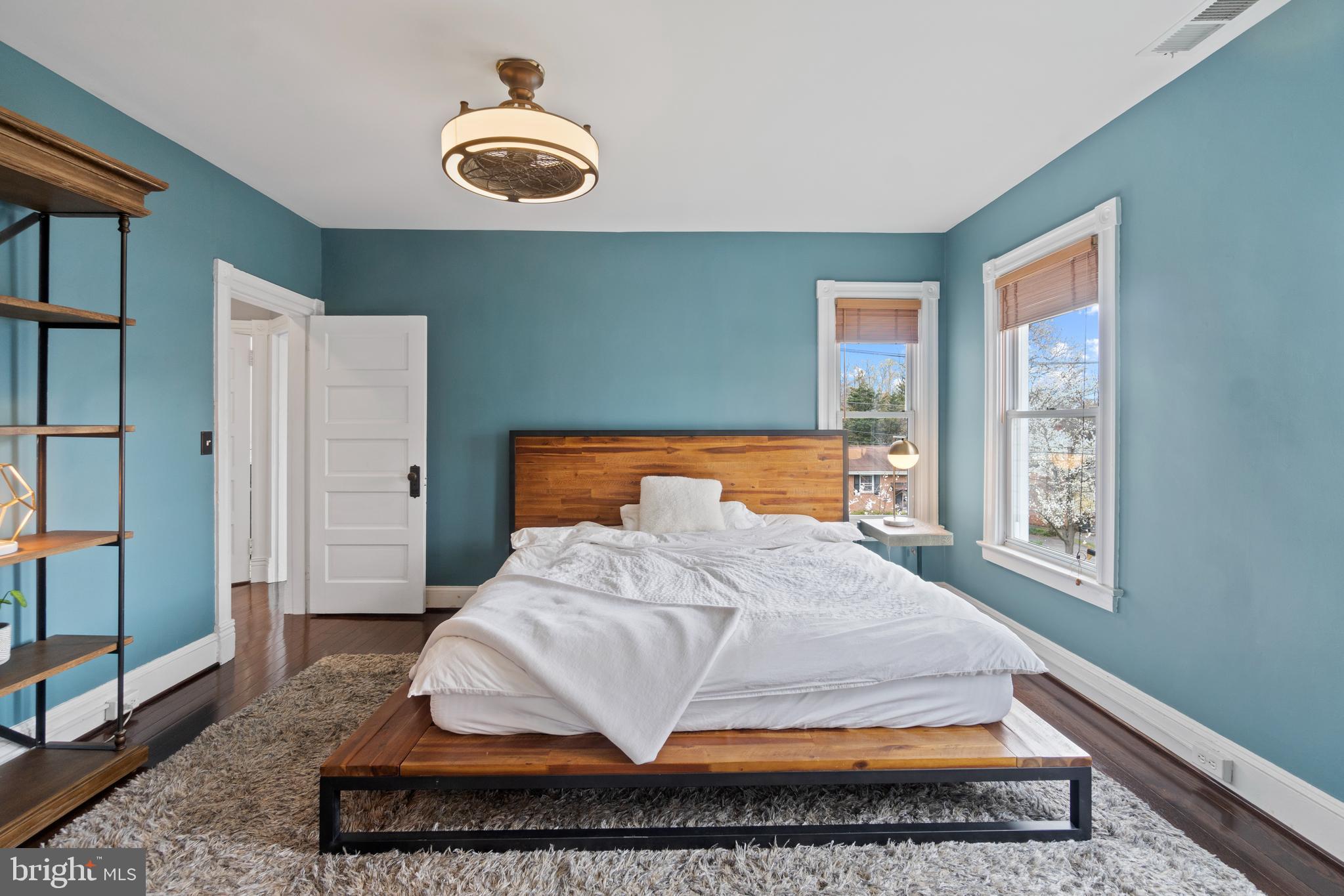 9409 Warren Street Silver Spring, MD 20910 - Photo 22 of 43 Primary Bedroom - 2nd Floor