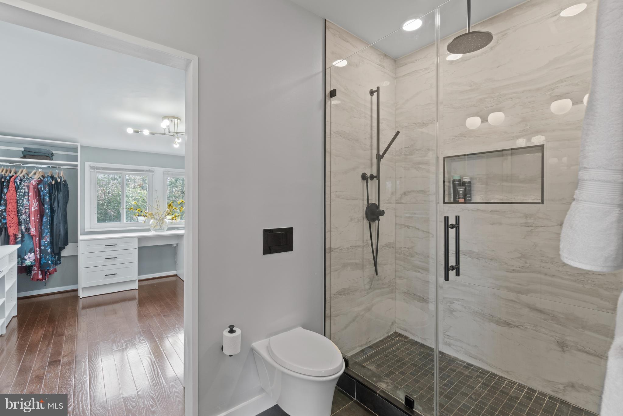 9409 Warren Street Silver Spring, MD 20910 - Photo 26 of 43 Primary Bathroom - 2nd Floor