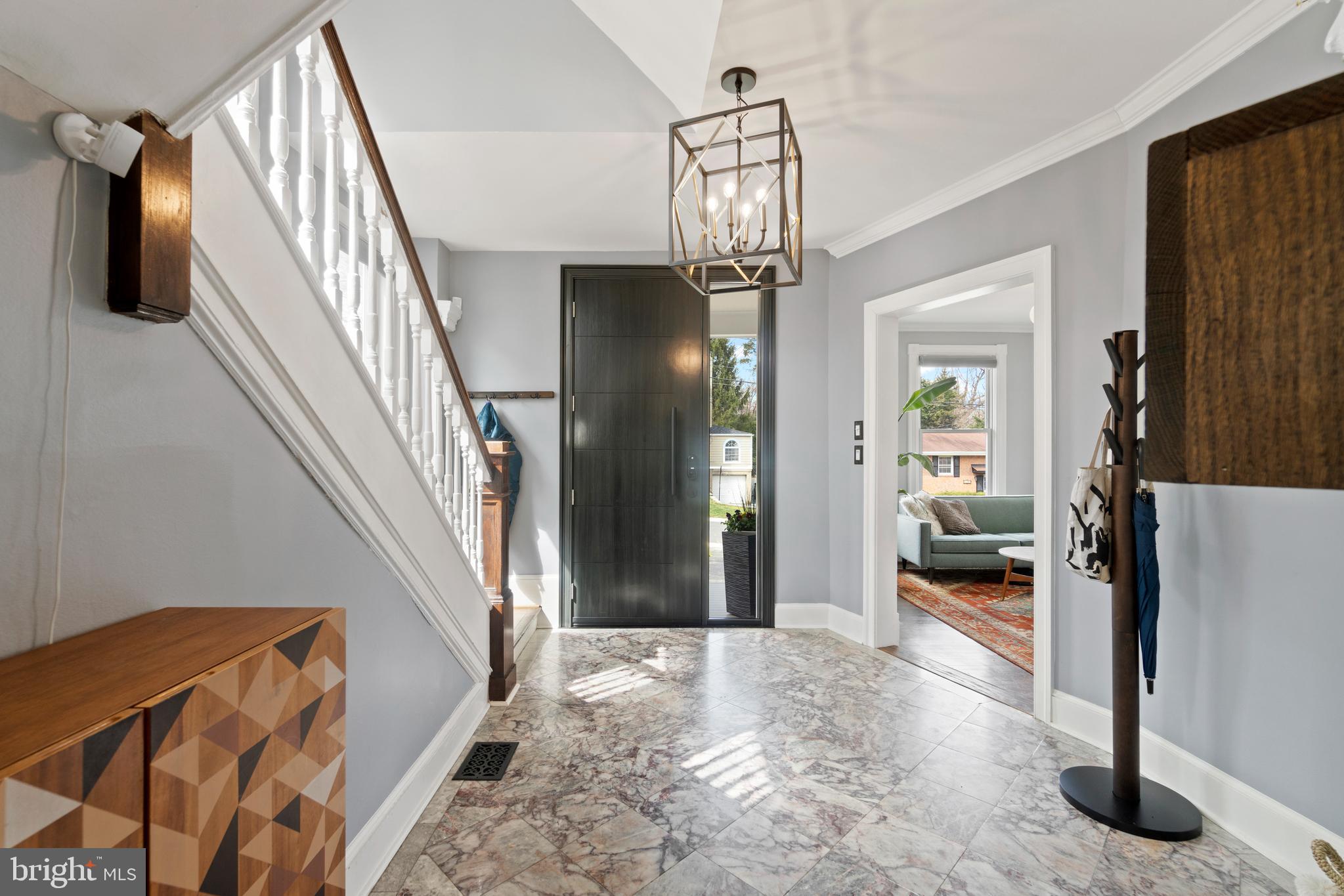 9409 Warren Street Silver Spring, MD 20910 - Photo 4 of 43 Foyer - 1st Floor