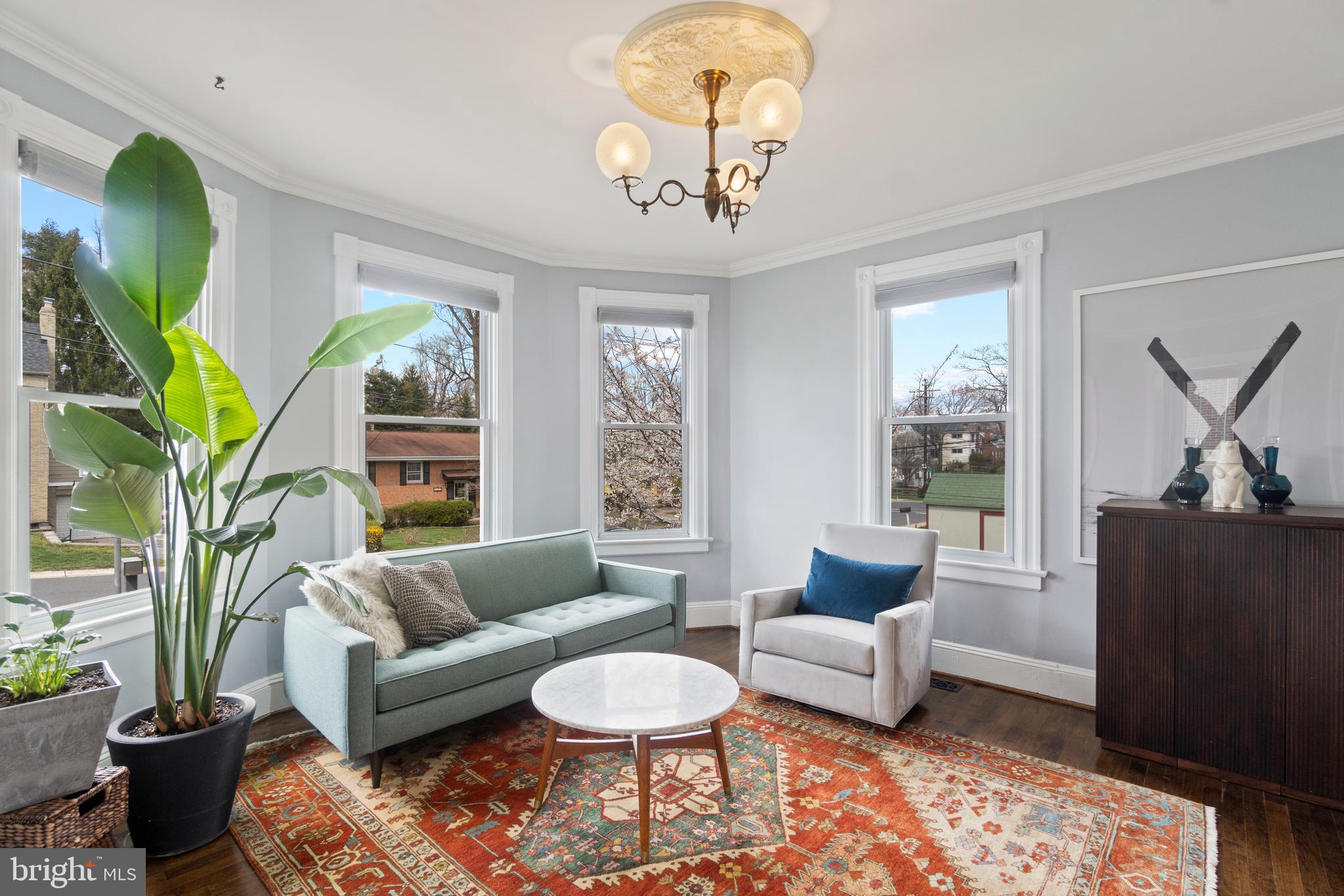 9409 Warren Street Silver Spring, MD 20910 - Photo 6 of 43 Parlor (Family Room) - 1st Floor