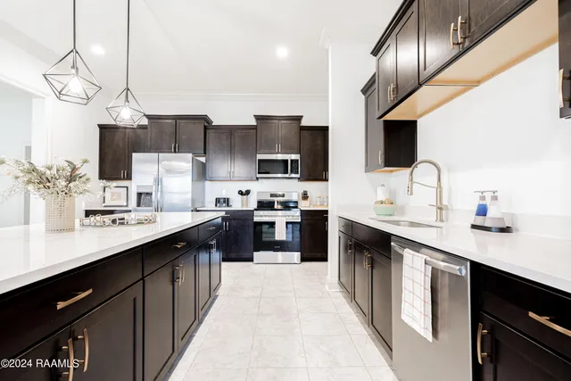 $2,500 | 119 Ridley Lane, Youngsville, LA 70592