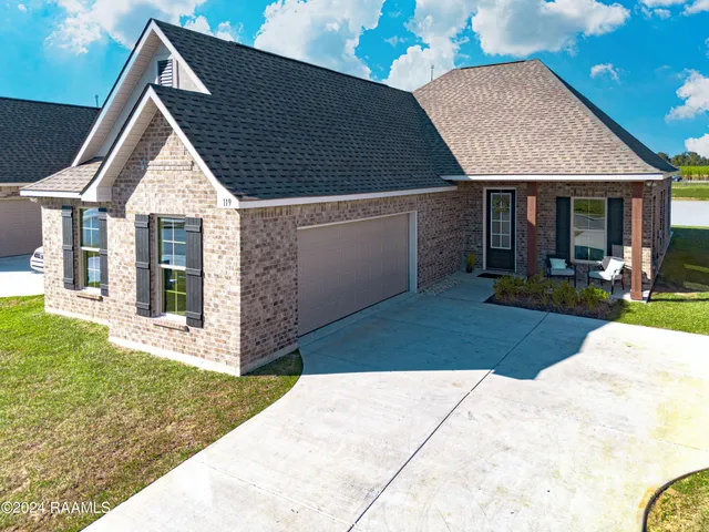 $2,500 | 119 Ridley Lane, Youngsville, LA 70592