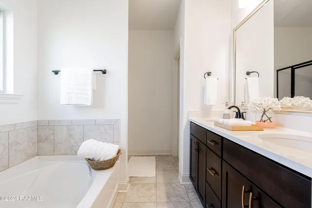 $2,500 | 119 Ridley Lane, Youngsville, LA 70592