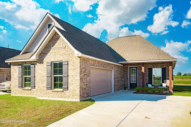 $2,500 | 119 Ridley Lane, Youngsville, LA 70592