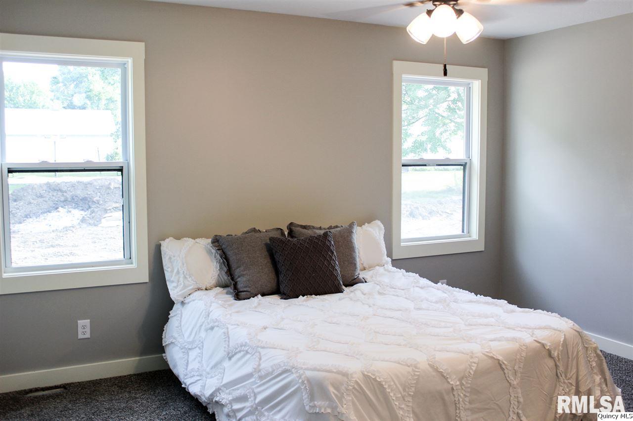 209-211 West School Street Camp Point, IL 62320 - Photo 13 of 23 Gallery Image 13